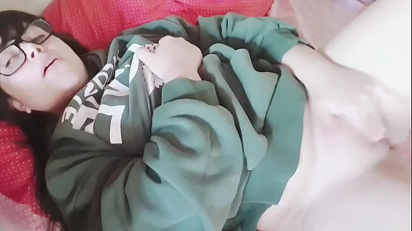 Amateur teen masturbating - Hana Lily