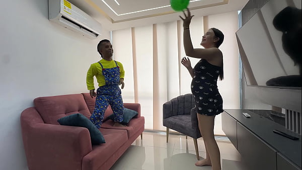 My naughty little stepbrother doesn't let me clean the house and as an excuse he ends up fucking me hard with his deceitful big penis and ends up giving me all his juicy and rich cum in my tight pussy