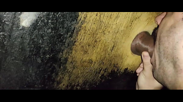 YURI GA&Uacute_CHO &amp_ BIG MARCOS - PUTO MAMANDO GIFTED NO GLORY HOLE