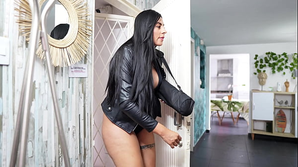 A pregnant assassin zeroes in on her target